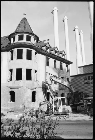 Abbruch BBC-Beamtenhaus 