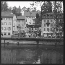 Vorderseite der Dépendance Hirschen während des Abbruchs, Ennetbaden